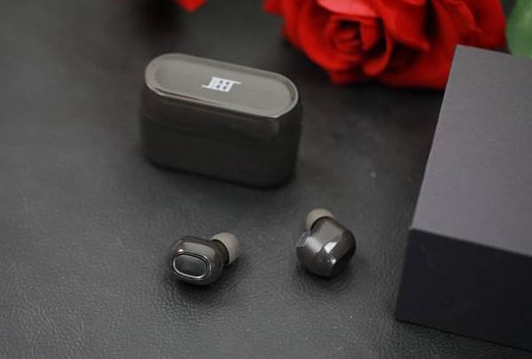JEET AIR真無線藍牙耳機.JPG