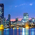 黃色小鴨-03-漂浮大阪市區黃色小鴨.jpg
