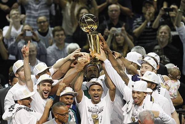 2014-NBA-總冠軍-San Antonio Spurs-03.JPG
