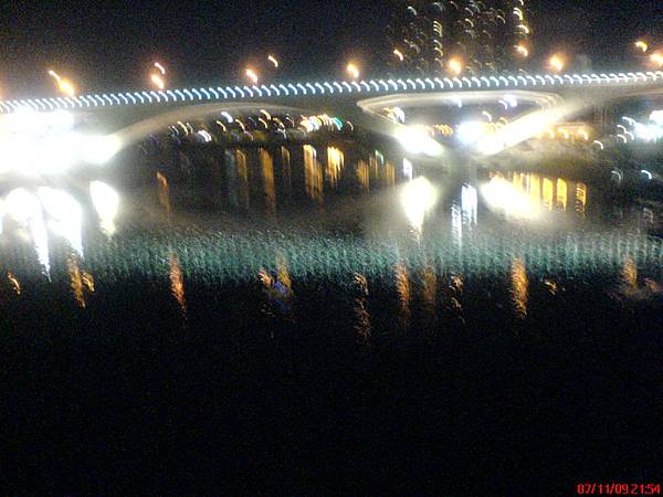 夜登吊橋