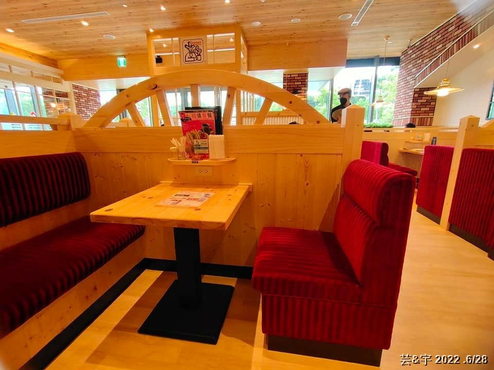 新竹市東區 の 客美多咖啡 Komeda‘s Coffee 
