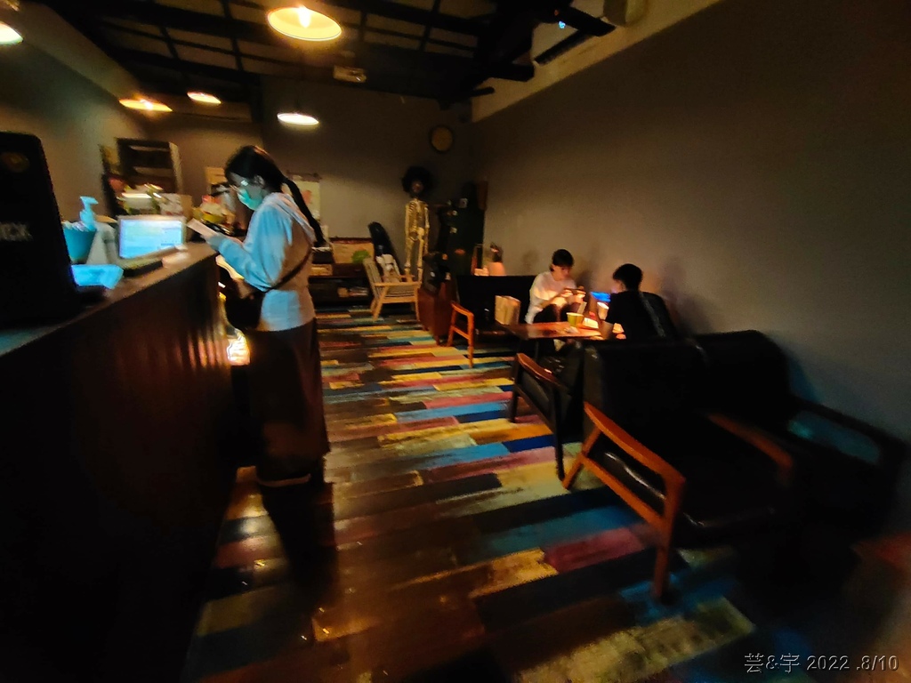 新竹市北區 の 新竹黑貓包 & 滿美吐司部
