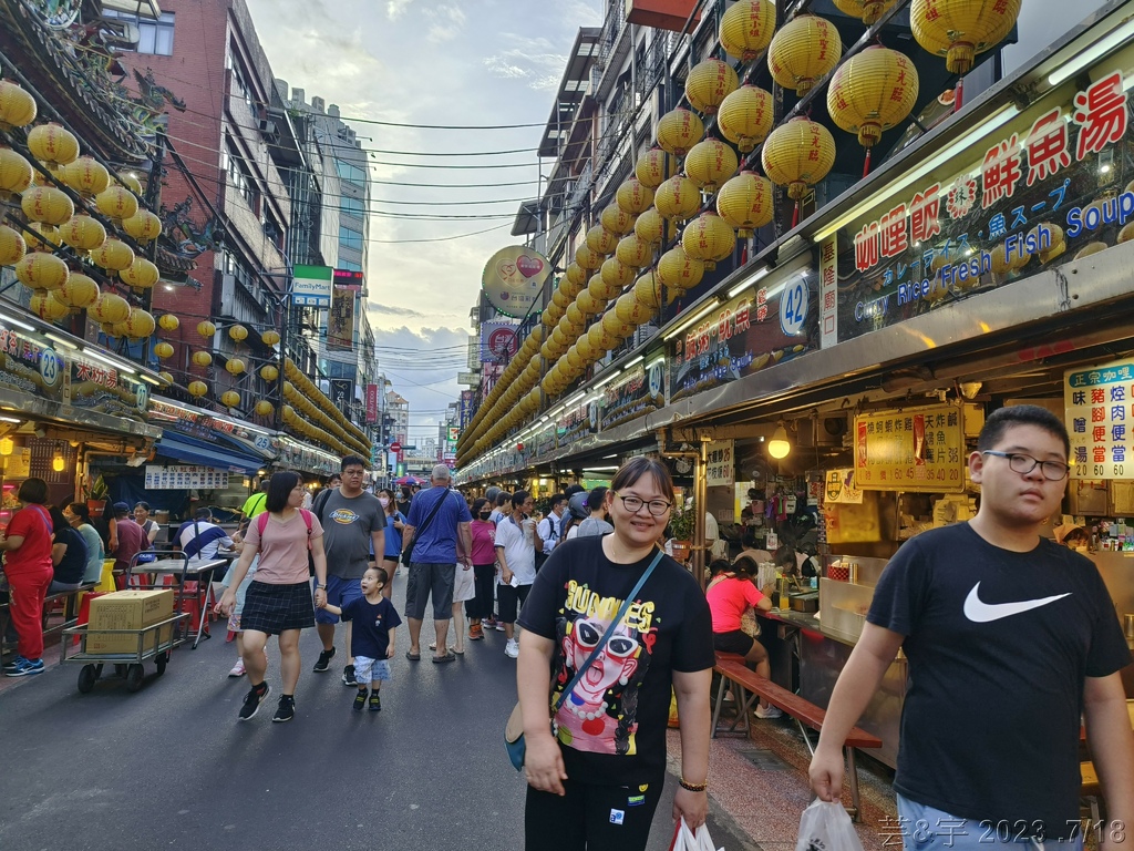 基隆一日遊 (慶安宮 & 遠東泡泡冰 & 鳳營養三明治 & 