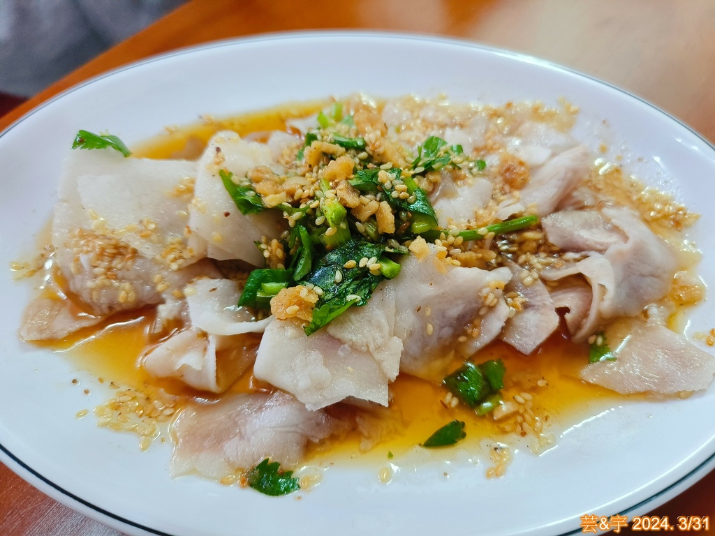 桃園中壢 の 國旗屋米干店  ~旗海飄揚的雲南米干小吃店~