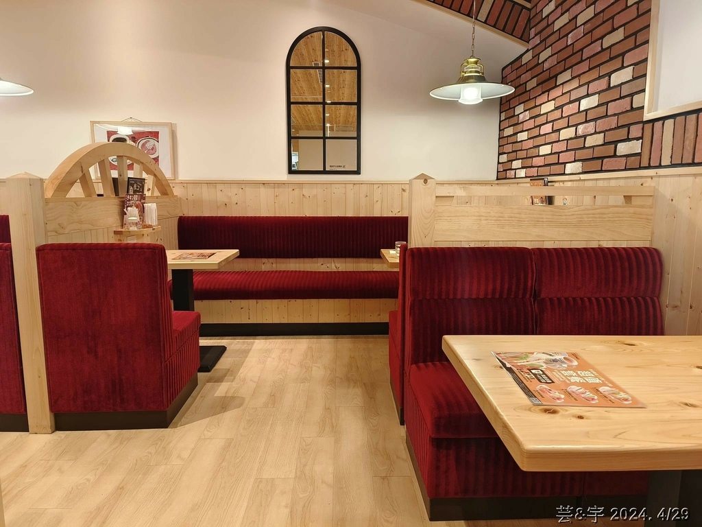新竹市東區 の 客美多咖啡 Komeda‘s Coffee 