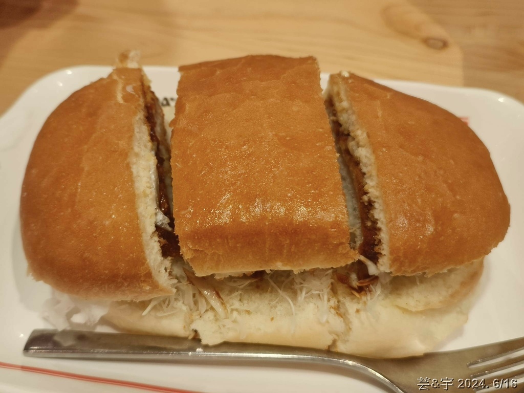 新竹市東區 の 客美多咖啡 Komeda‘s Coffee 