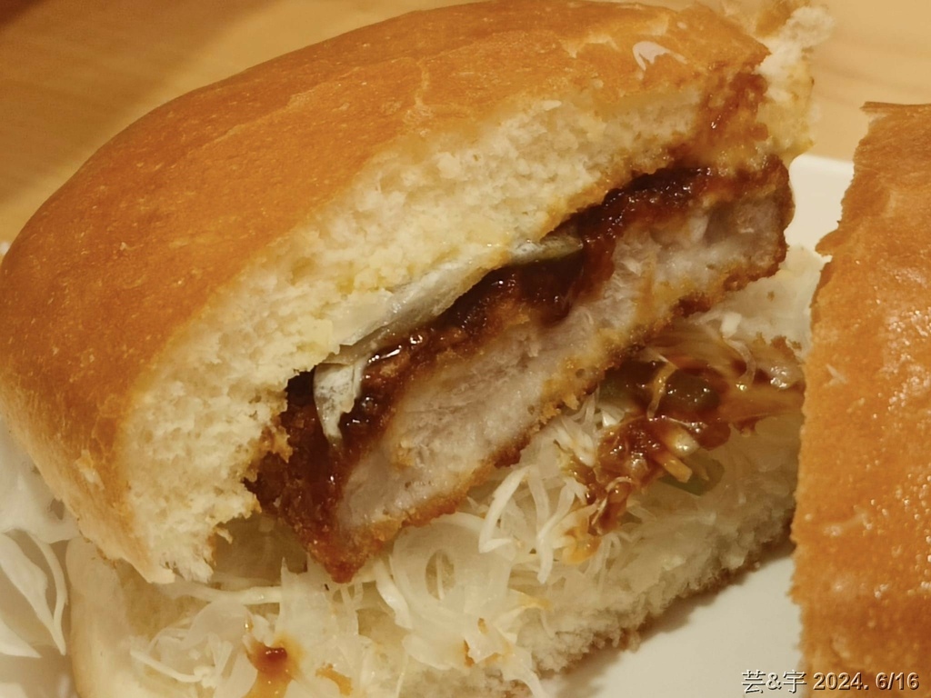 新竹市東區 の 客美多咖啡 Komeda‘s Coffee 