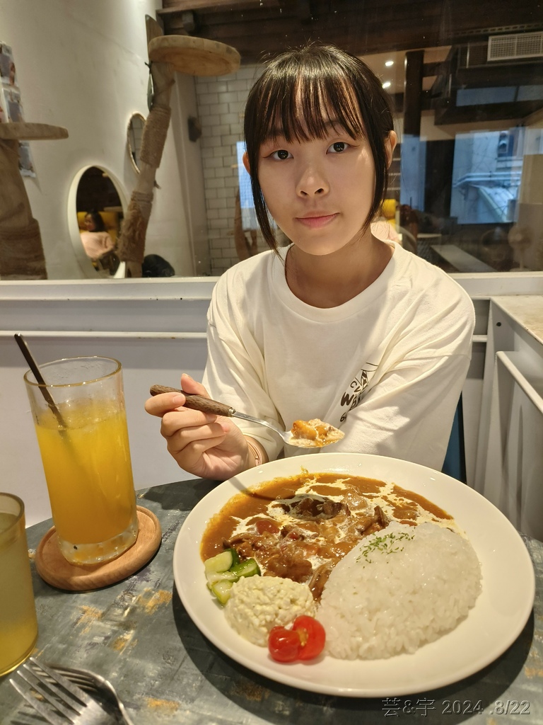 新竹市北區 の 招財咖啡  ~有卡皮巴拉及貓咪的寵物餐廳~