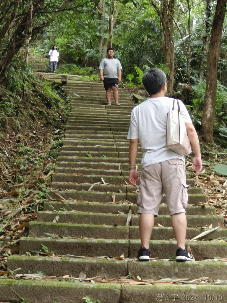 新竹北埔 の 老頭擺客家菜 & 大分林山 & 北埔冷泉
