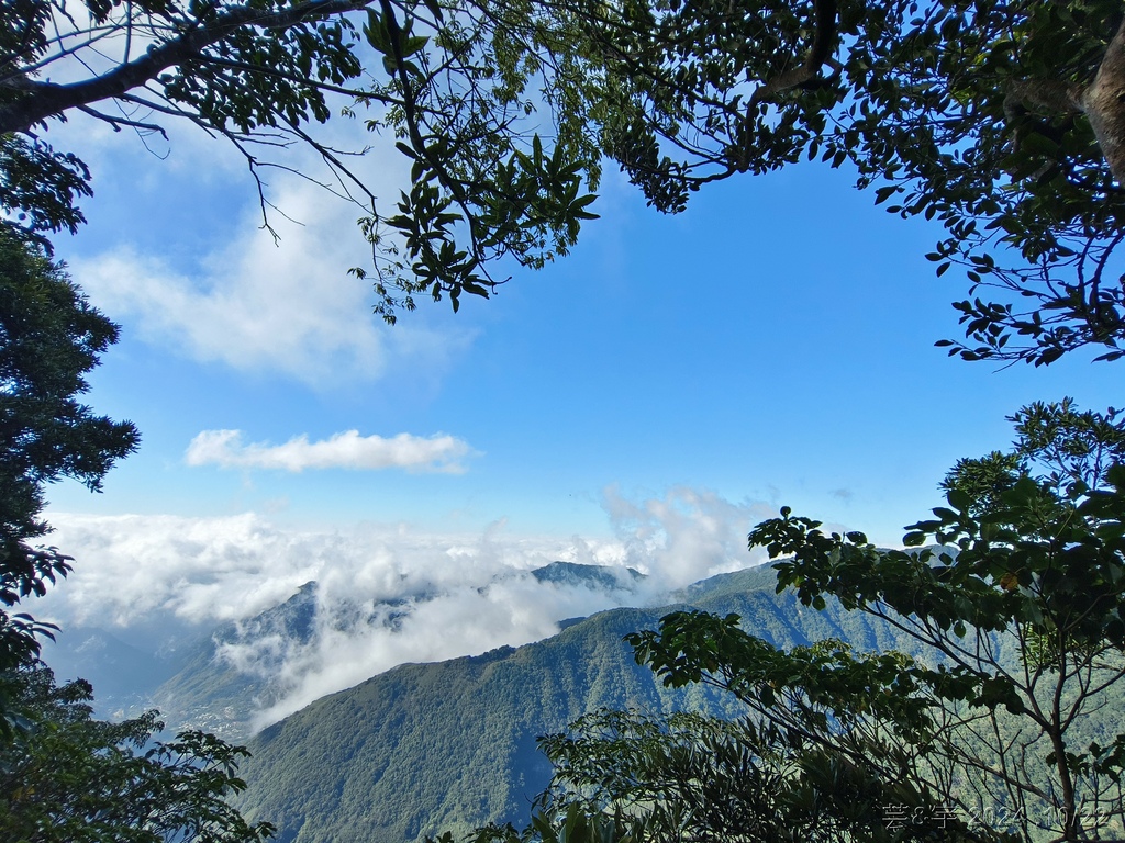 新竹尖石 の 宇老景觀台 & 魯壁山 & 李棟山莊
