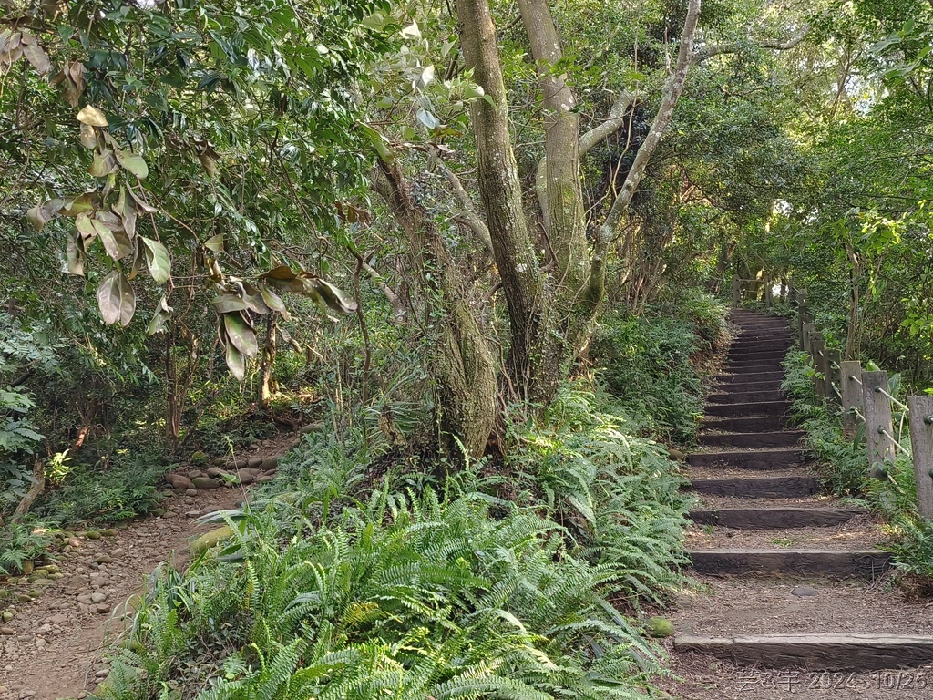 新竹芎林 の 石壁潭生態步道 & 石壁潭山