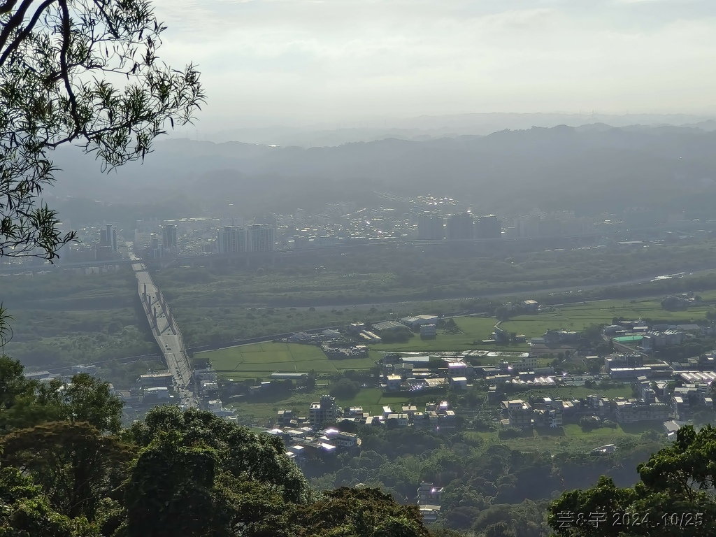 新竹芎林 の 石壁潭生態步道 & 石壁潭山