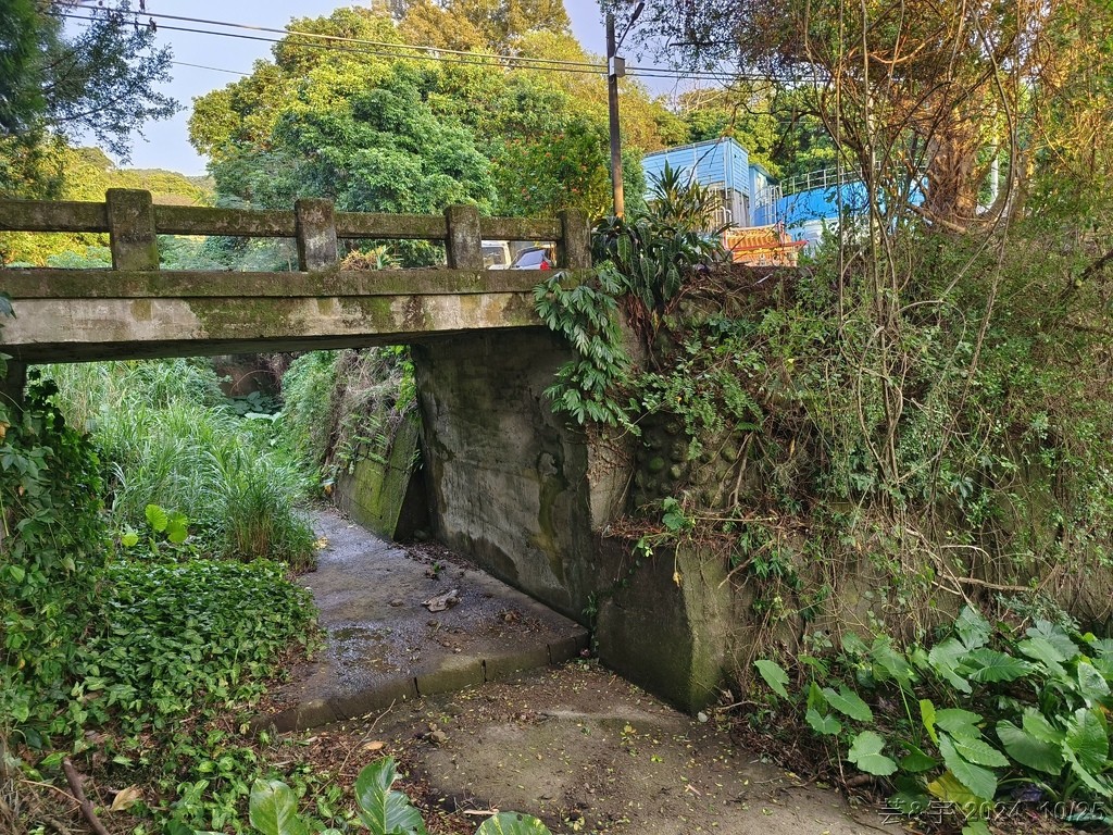 新竹芎林 の 石壁潭生態步道 & 石壁潭山