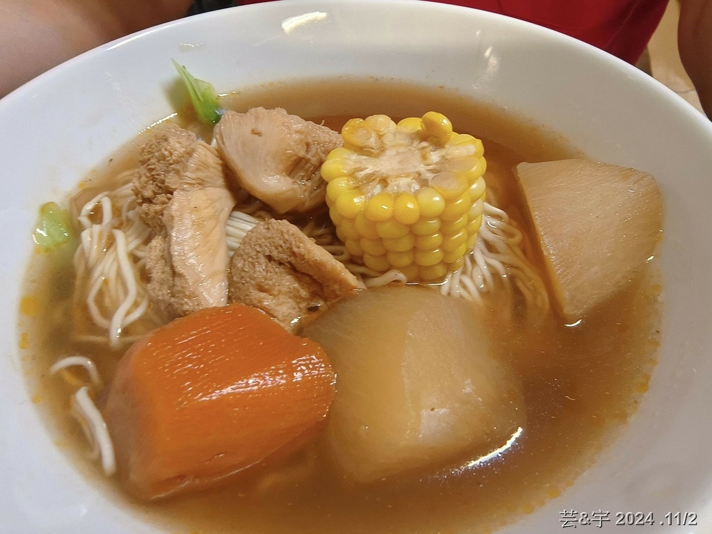 台中市北區 の 十方素食(五義街)  ~高CP值的蔬食料理館