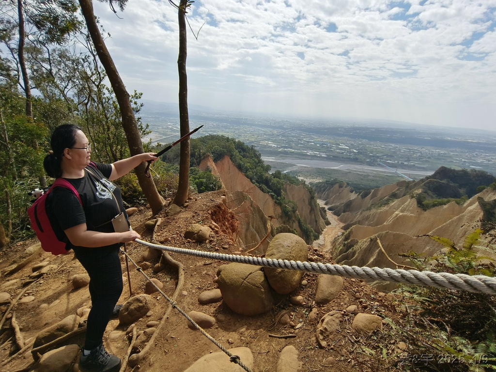 苗栗三義 の 火炎山、南鞍古道O走