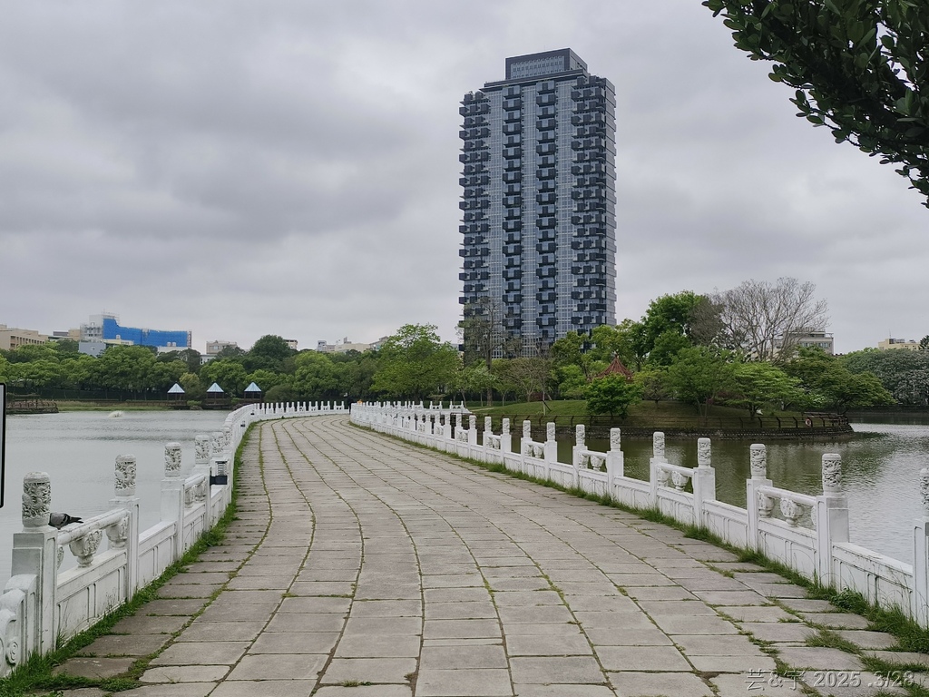 新竹科學園區靜心湖賞花(2025 .春)