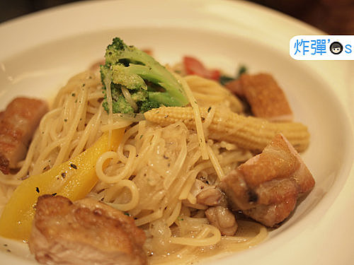 高雄 Happy Day 義大利麵 焗烤 炸彈客x 小布 S 密室 痞客邦 高雄 Happy Day 義大利麵 焗烤 炸彈客x 小布 S 密室 痞客邦