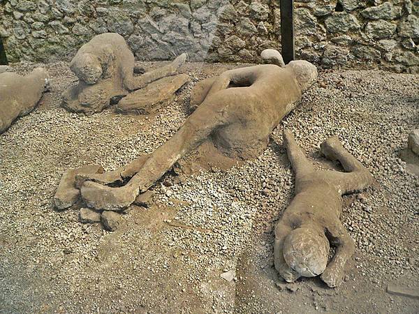 pompeii-bodies