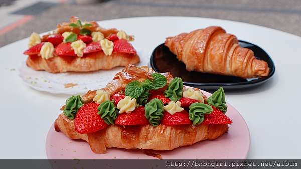 食記 酥脆有聲的修頌 法式修頌 可頌專賣店 奔奔小姐愛生活 愛分享 痞客邦