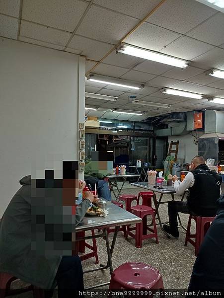 LINE_ALBUM_後港臭豆腐有九層塔_221120_10.jpg