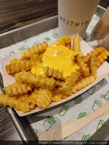 日本 連鎖速食│「Shake Shack」號稱紐約最好吃的漢