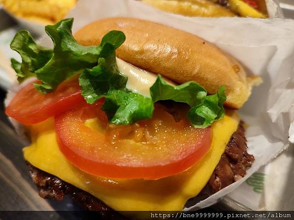 日本 連鎖速食│「Shake Shack」號稱紐約最好吃的漢