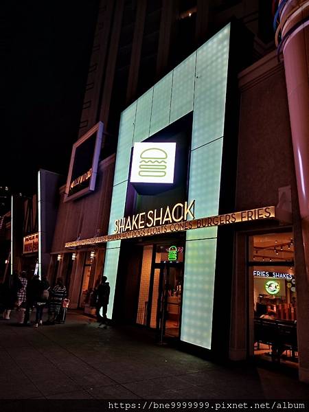 日本 連鎖速食│「Shake Shack」號稱紐約最好吃的漢