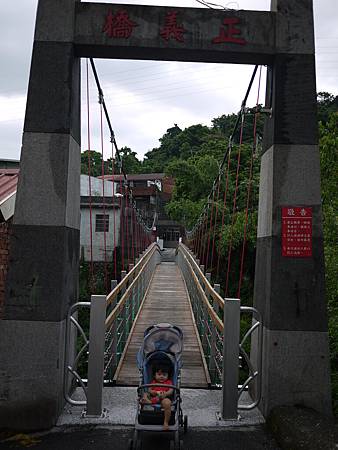 2011.10.07-002 2011.10.07-002