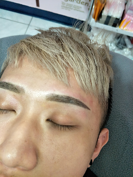 男士飄眉/男士霧眉解決@斷眉有疤的問題