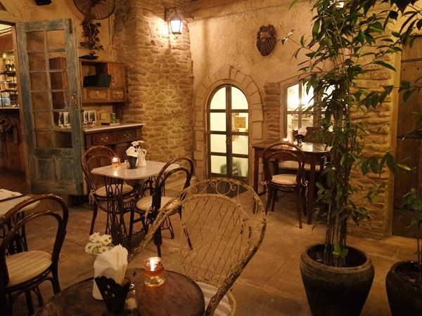 R1084032.JPG R1084032.JPG