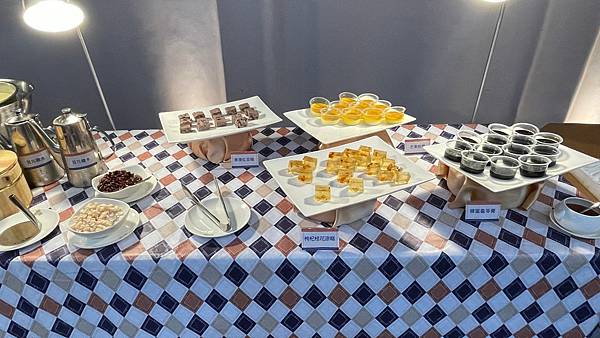 晶宴港點百匯中和館 I 自助式港點吃到飽 I 婚慶喜宴首選【新北市中和區】晶宴會館-中和館 - 第15張圖 LINE_ALBUM_111819晶宴港點百匯-中和館(合作文1198元)_220824_61