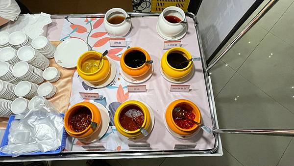 晶宴港點百匯中和館 I 自助式港點吃到飽 I 婚慶喜宴首選【新北市中和區】晶宴會館-中和館 - 第47張圖 LINE_ALBUM_111819晶宴港點百匯-中和館(合作文1198元)_220824_78.jpg