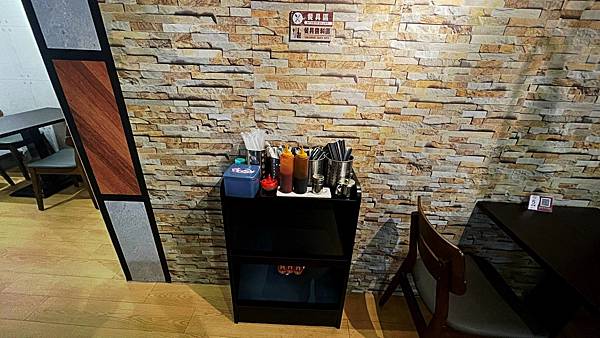 手作薯泥、豬排、沙拉醬、香蒜、辣椒,營養美味的蘆洲早午餐!【新北市蘆洲區】三隻小朱早午餐 - 第2張圖 LINE_ALBUM_111823三隻小朱早午餐(合作文455元)_220824_8