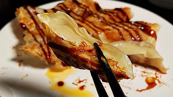 手作薯泥、豬排、沙拉醬、香蒜、辣椒,營養美味的蘆洲早午餐!【新北市蘆洲區】三隻小朱早午餐 - 第14張圖 LINE_ALBUM_111823三隻小朱早午餐(合作文455元)_220824_13