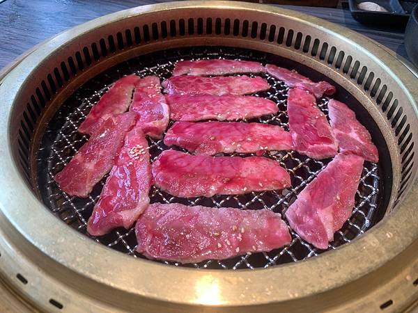 LINE_ALBUM_95火山岩燒肉竹北旗艦店(合作文4579元)要短影、有攝影_220908_115 LINE_ALBUM_95火山岩燒肉竹北旗艦店(合作文4579元)要短影、有攝影_220908_115