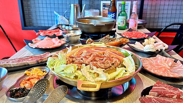 LINE_ALBUM_106韓哥哥銅盤烤肉_221010_25 LINE_ALBUM_106韓哥哥銅盤烤肉_221010_25