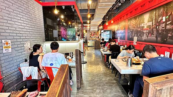 LINE_ALBUM_106韓哥哥銅盤烤肉_221010_5 LINE_ALBUM_106韓哥哥銅盤烤肉_221010_5