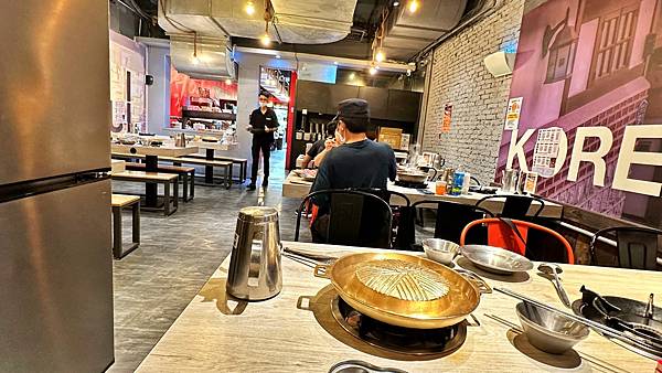 LINE_ALBUM_106韓哥哥銅盤烤肉_221010_9 LINE_ALBUM_106韓哥哥銅盤烤肉_221010_9