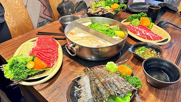 LINE_ALBUM_1122初、聚日式鍋物_221123_31 LINE_ALBUM_1122初、聚日式鍋物_221123_31