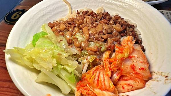 浮洲人必吃麵食專賣店|手工現擀|巷弄美食銅板價|眷村的味道【新北市板橋區】板凳麵 - 第10張圖 LINE_ALBUM_13板凳麵-板橋_230105_16