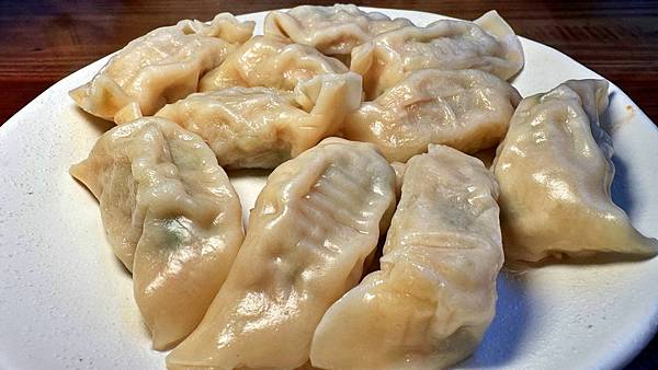 浮洲人必吃麵食專賣店|手工現擀|巷弄美食銅板價|眷村的味道【新北市板橋區】板凳麵 - 第27張圖 LINE_ALBUM_13板凳麵-板橋_230105_14