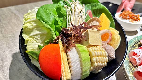 新莊美食|新莊火鍋|春夏”秋”冬【新北市新莊區】很秋鍋物-新莊店 - 第23張圖 LINE_ALBUM_14很秋鍋物-新莊店_230106_56
