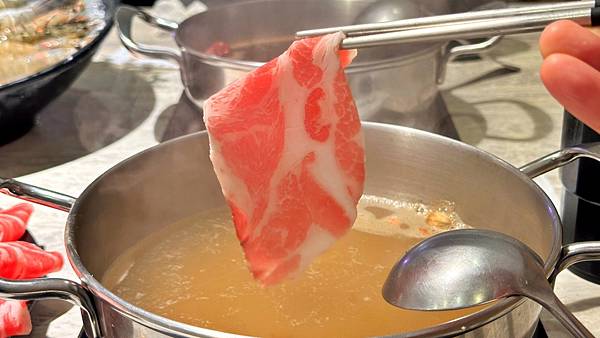 新莊美食|新莊火鍋|春夏”秋”冬【新北市新莊區】很秋鍋物-新莊店 - 第26張圖 LINE_ALBUM_14很秋鍋物-新莊店_230106_37