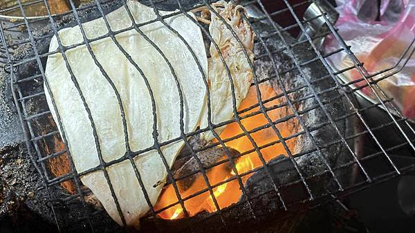 口味獨特,口感極佳! 僅此一家,別無分店!【台北市萬華區】阿嬌姨烤魷魚 - 第4張圖 333277964_513820394020006_3291477848926394768_n