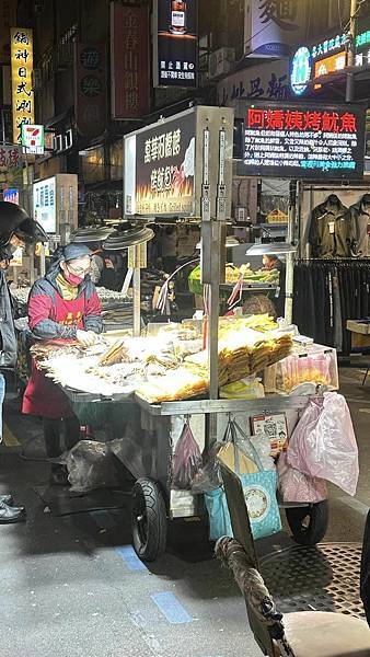 口味獨特,口感極佳! 僅此一家,別無分店!【台北市萬華區】阿嬌姨烤魷魚 - 第1張圖 332564698_590494696428923_4401486792284659515_n