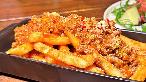 美食和音樂的高級饗宴!【新北市中和區】M9英倫餐酒館 M9 Bistro - 第31張圖 LINE_ALBUM_M9_230417_55