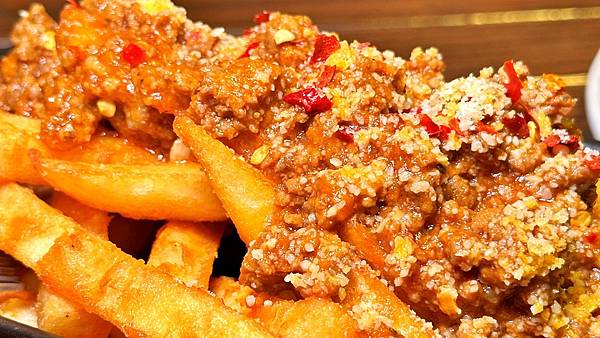 美食和音樂的高級饗宴!【新北市中和區】M9英倫餐酒館 M9 Bistro - 第32張圖 LINE_ALBUM_M9_230417_52