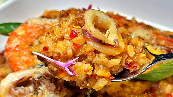 美食和音樂的高級饗宴!【新北市中和區】M9英倫餐酒館 M9 Bistro - 第36張圖 LINE_ALBUM_M9_230417_16