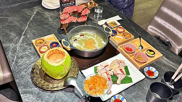 夏天的第一口火鍋! 蟲草花椰汁雞火鍋|台灣源興總統牛【台北市大安區】大安9號鍋物。鐵板燒 - 第51張圖 LINE_ALBUM_大安九號_230524_88