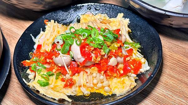 山東濟南特色傳統名菜|最正宗的中國美食|老菜新吃【新北市淡水區】九月九黃燜雞米飯 - 第27張圖 LINE_ALBUM_九月九黃燜雞_230531_24